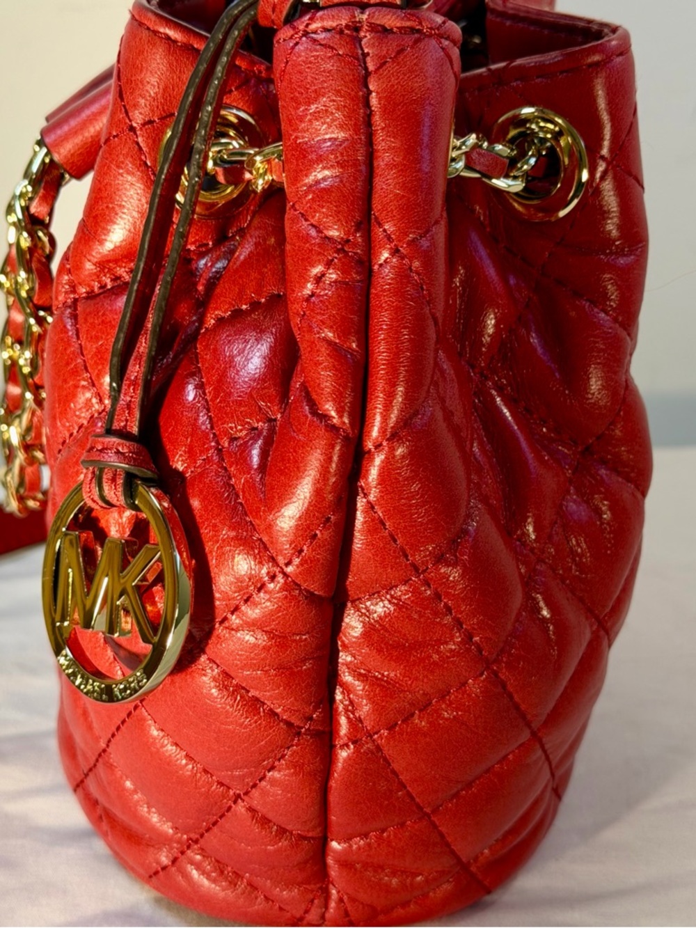 Michael Kors Frankie Small Red Quilted Leather Drawstring Bucket Bag - Picture 8 of 10